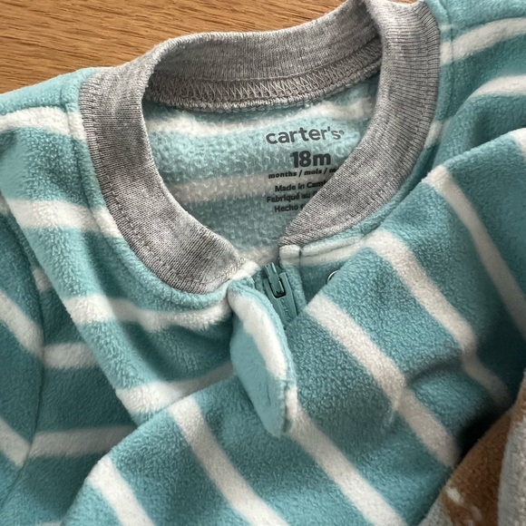 Carters 18mo fleece feet pajamas bundle of 3 - Picture 6 of 6